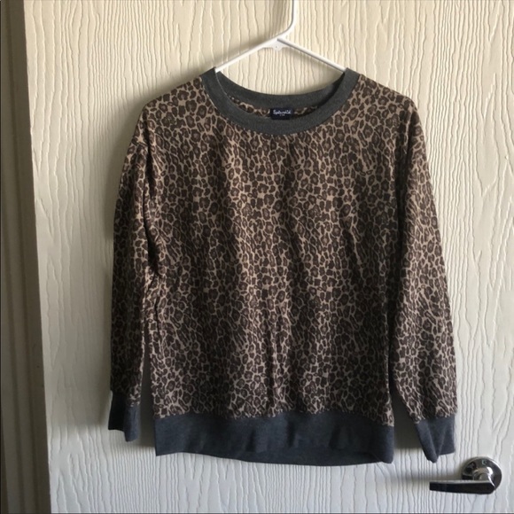 🎉HP🎉 Animal print two piece pajama jogger set - Picture 4 of 7